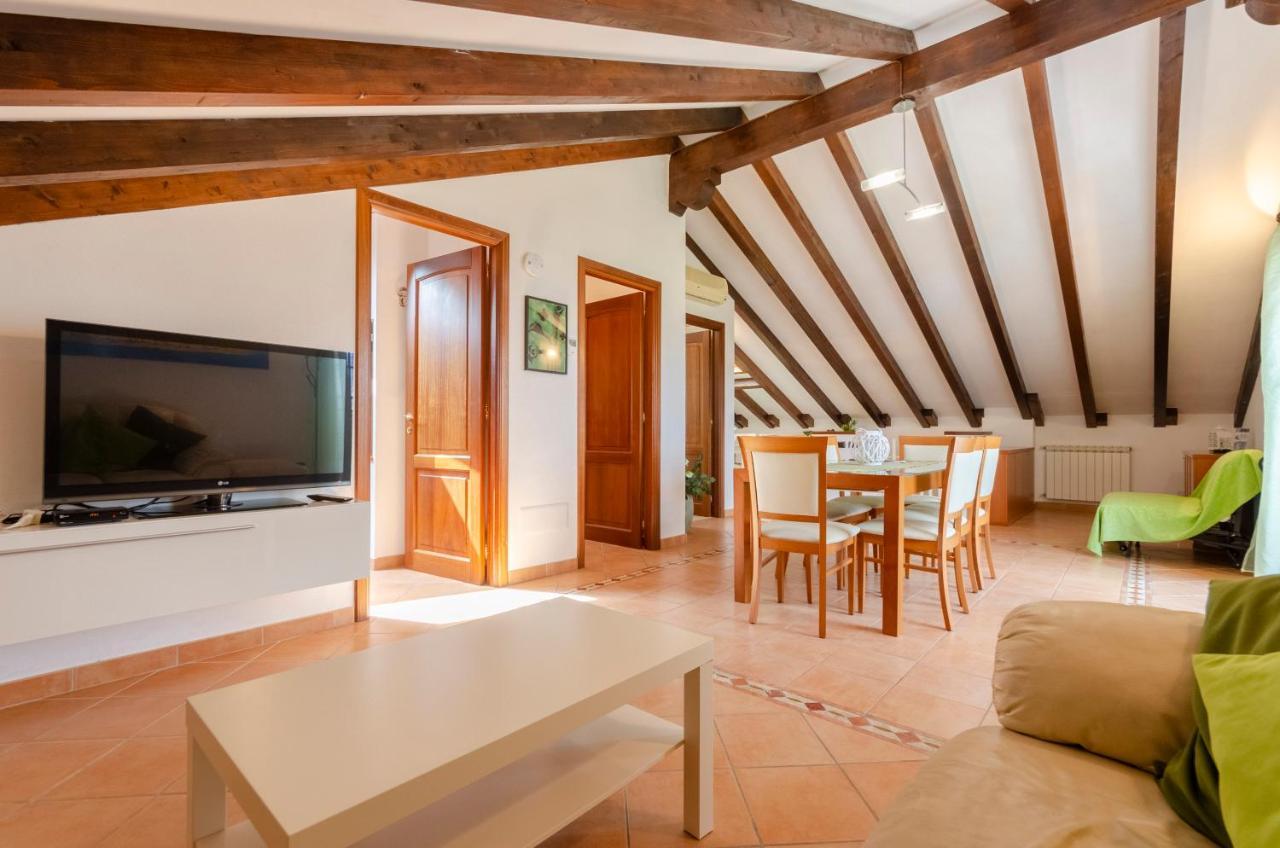 Ca' Do Pescou, Charming 2,Bedroom Apartment With Stunning Hill Views Overlooking The Greenery ราปาลโล ภายนอก รูปภาพ