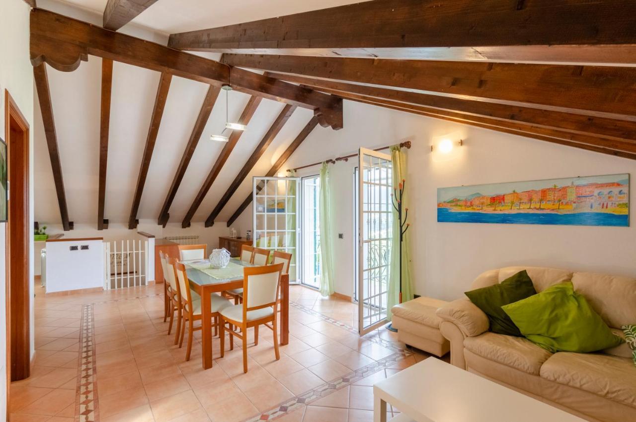 Ca' Do Pescou, Charming 2,Bedroom Apartment With Stunning Hill Views Overlooking The Greenery ราปาลโล ภายนอก รูปภาพ